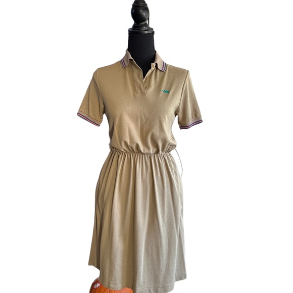 Vintage Sears Dragon decal dress. Tan size 10 - Picture 4 of 11